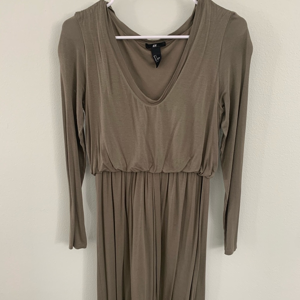 H&M green long sleeve midi dress